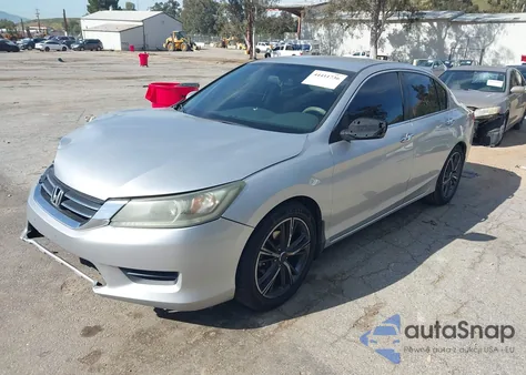 2013 Honda Accord Lx z USA, uszkodzony, nr VIN 1HGCR2F32DA084842